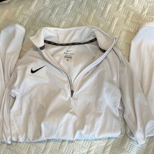 Nike Dri Fit women’s small quarter zip